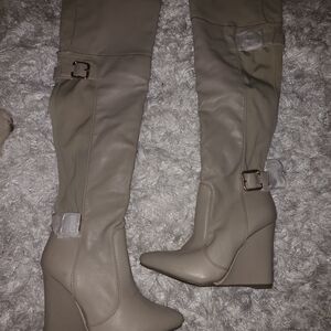 NWT JustFab Elegant Beige Knee-High Wedge Boots Sz 6, Never Worn Perfect Cond